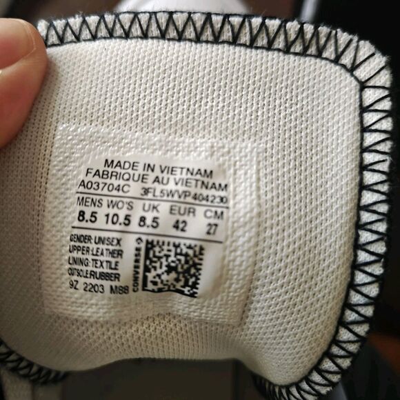 M8.5/W10.5 Converse Chuck Taylor All Star Lugged 2.0 High Top Black White - Picture 8 of 8